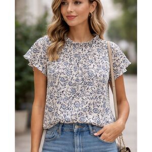 Halogen Floral Blouse Top Medium Ruffle Neck Short Sleeve Blue White